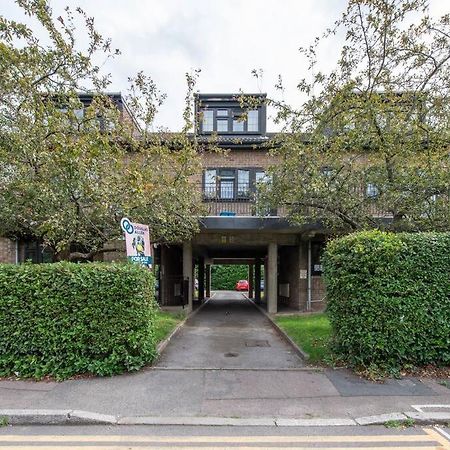 2 Bedroom Modern Urban Sanctuary 1Cc - Cherrydeal London Bagian luar foto