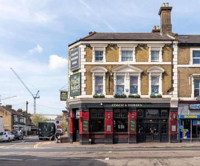 2 Bedroom Modern Urban Sanctuary 1Cc - Cherrydeal London Bagian luar foto