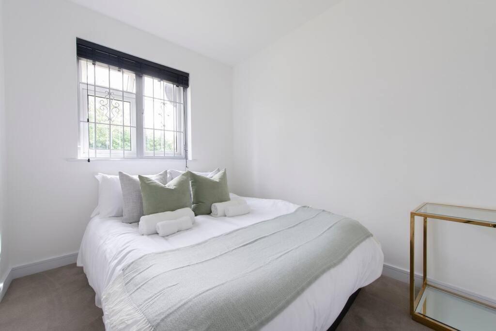 2 Bedroom Modern Urban Sanctuary 1Cc - Cherrydeal London Bagian luar foto