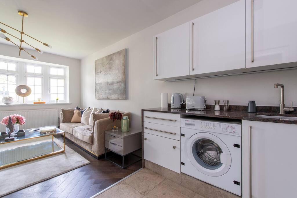 2 Bedroom Modern Urban Sanctuary 1Cc - Cherrydeal London Bagian luar foto