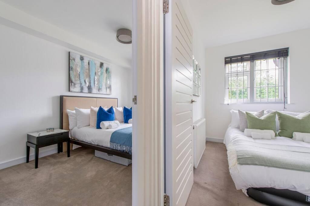 2 Bedroom Modern Urban Sanctuary 1Cc - Cherrydeal London Bagian luar foto